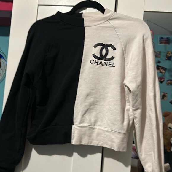 CHANEL Tops Chanel Black And White Sweatsuit Poshmark